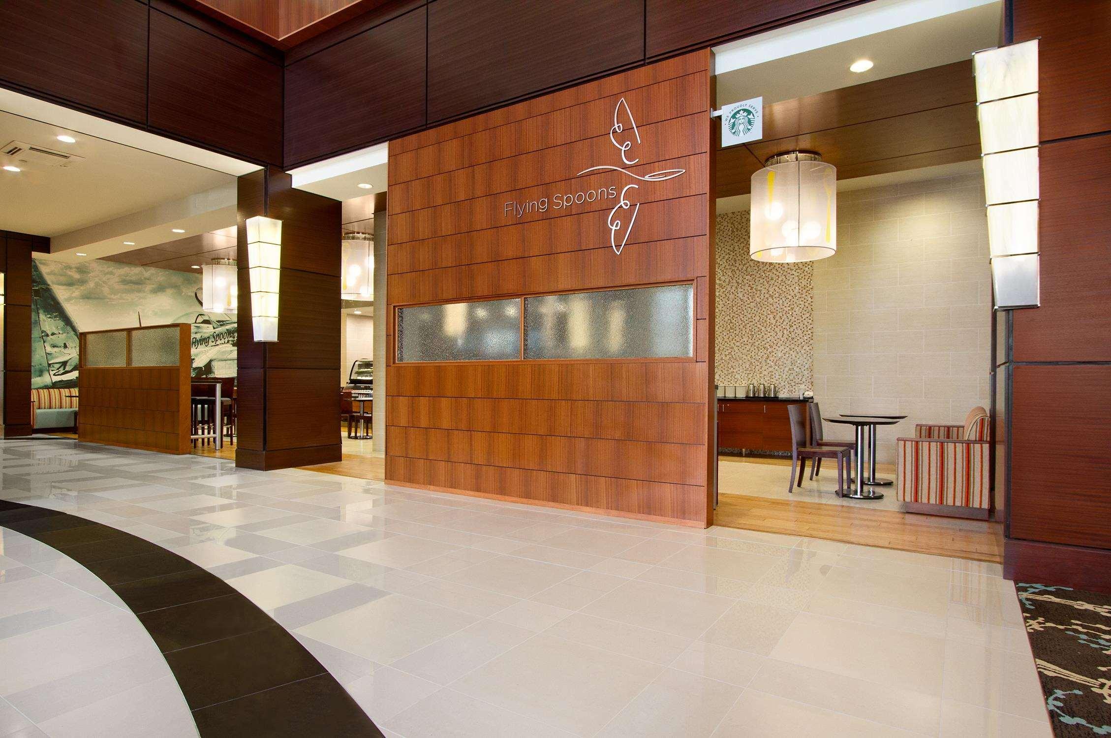 Embassy Suites By Hilton Fayetteville Fort Bragg Exterior photo