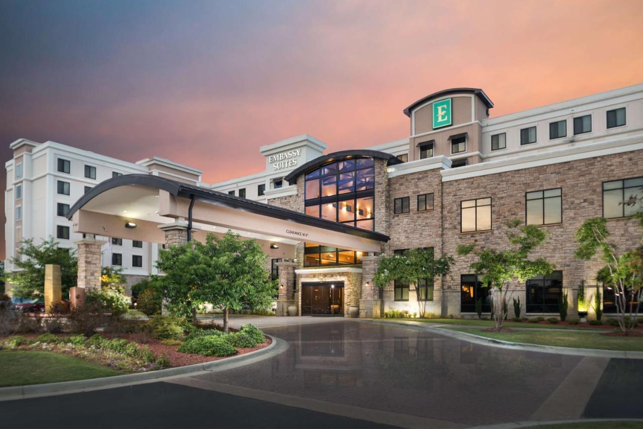 Embassy Suites By Hilton Fayetteville Fort Bragg Exterior photo